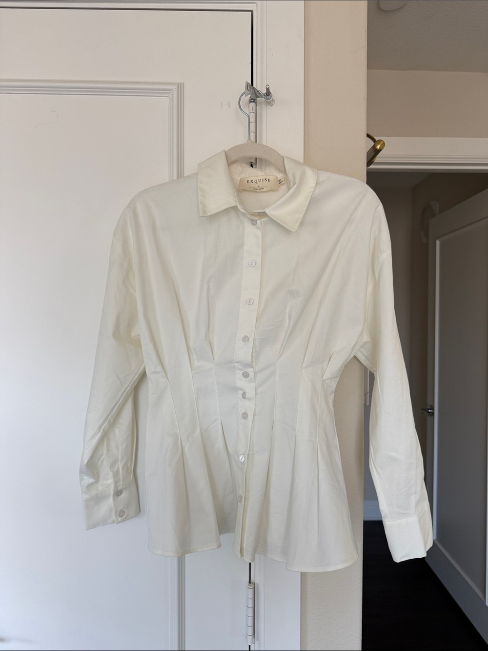 Exquise Ivory Button-Down Peplum Shirt